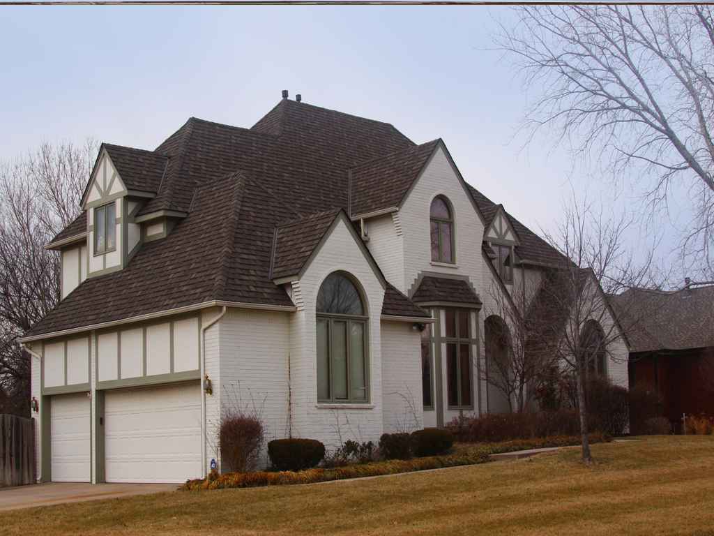 common roof type asphalt shingle roofing installed by Rhoden Roofing in Wichita