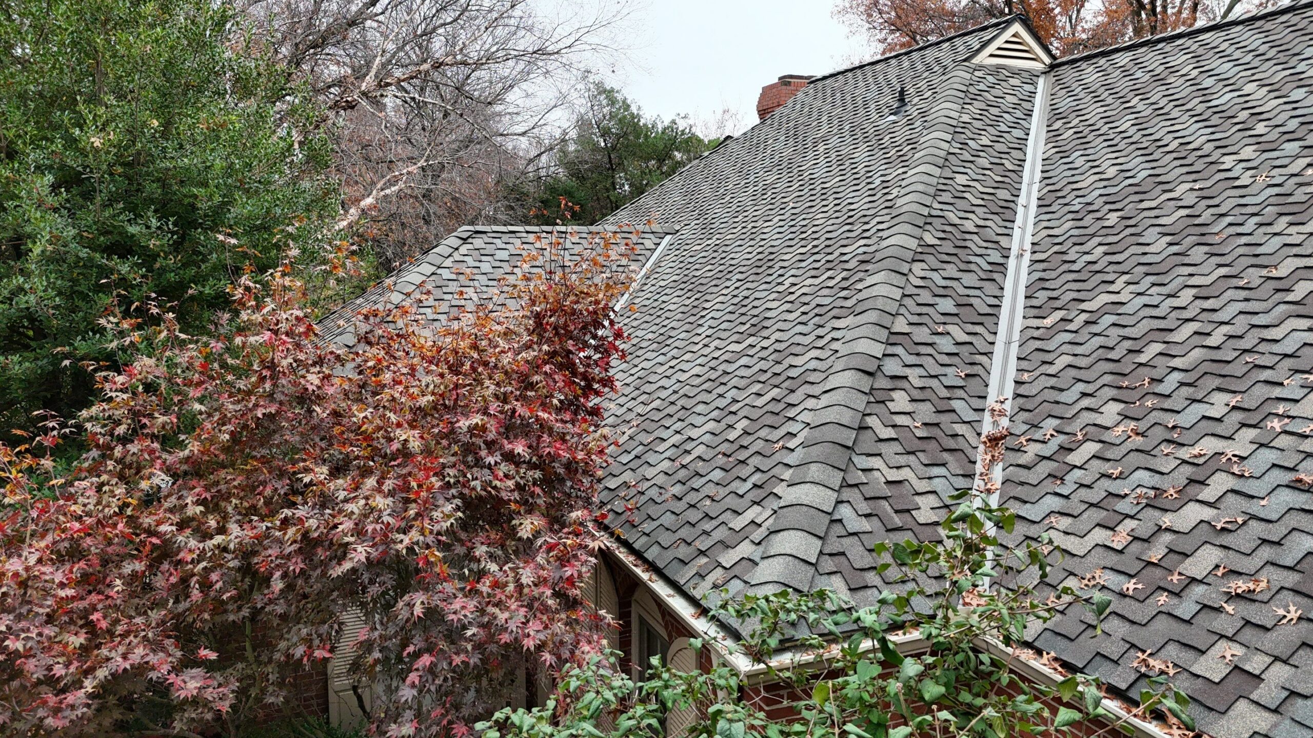CertainTeed Presidential on Ranch Home in the Fall