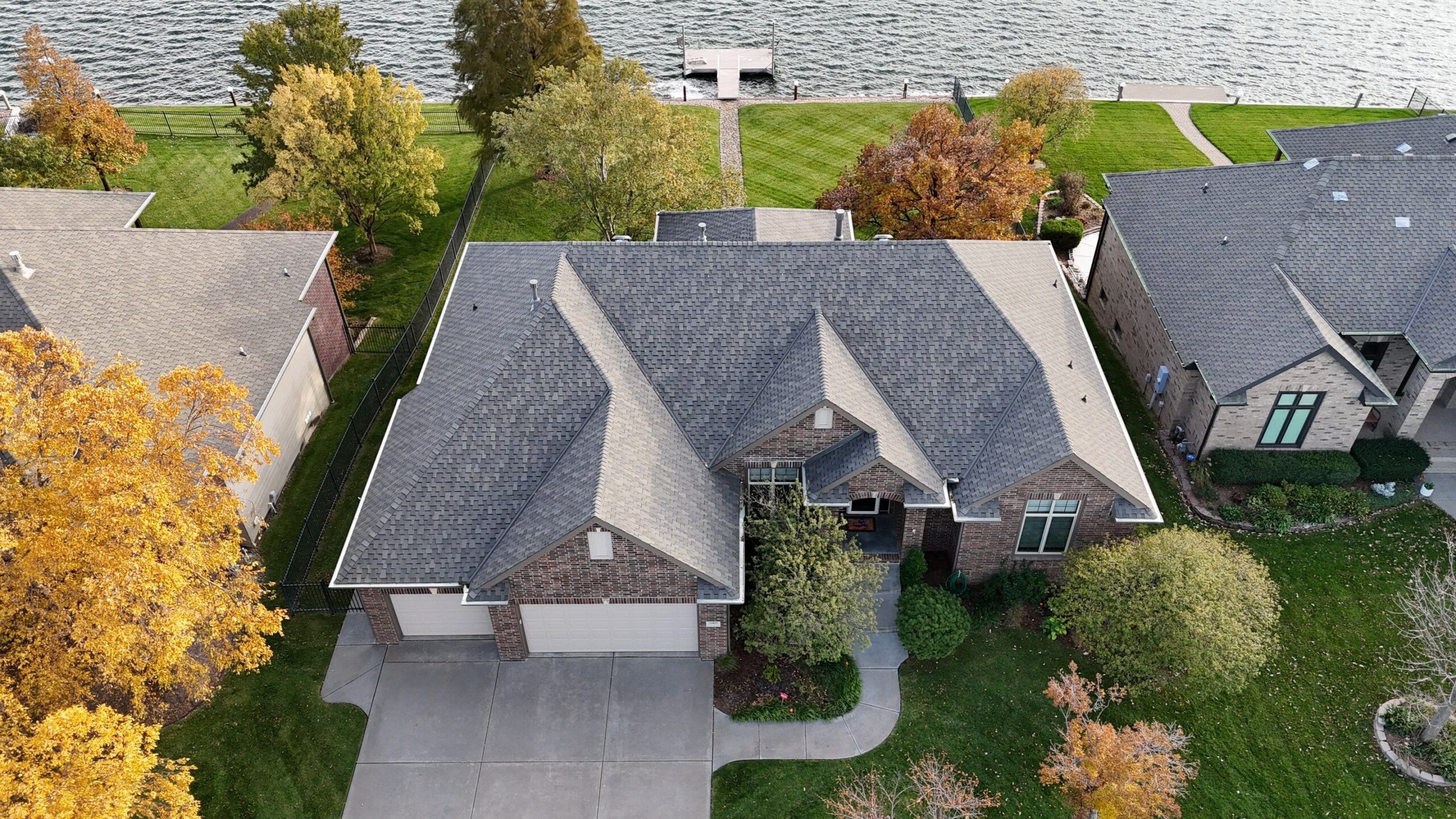 Large designer asphalt shingle roof